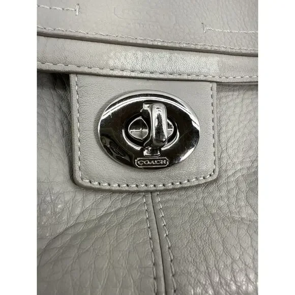 Coach Legacy Tote #19264 Leather Chalk Ivory‎ Pocket Shoulder Bag EUC - Picture 6 of 16